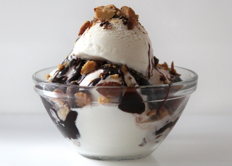 The Very Best Ice Cream Sundae Toppings Ranked