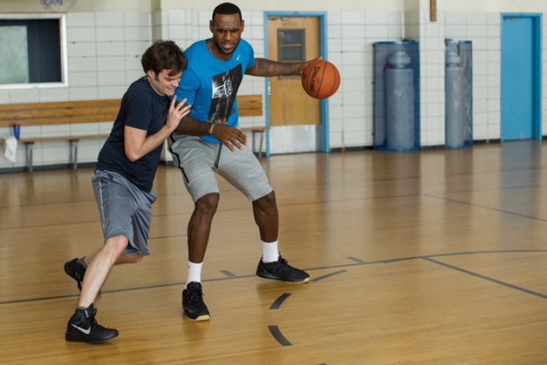 Aaron (BILL HADER) with LEBRON JAMES as himself in “Trainwreck”, the new comedy from director/producer Judd Apatow that is written by and stars Amy Schumer as a woman who lives her life without apologies, even when maybe she should apologize. Photo Credit