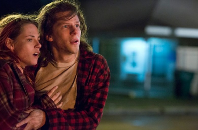 Phoebe Larson (Kristen Stewart) and Mike Howell (Jesse Eisenberg) in AMERICAN ULTRA. Photo Credit: Alan Markfield