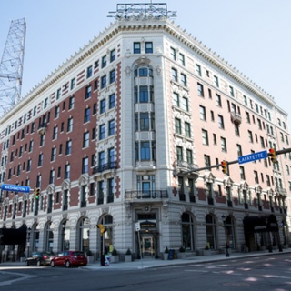 Buffalo’s renovated Hotel @ The Lafayette offers experience a chain hotel can’t match