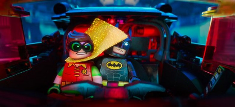 © 2016 WARNER BROS. ENTERTAINMENT INC. AND RATPAC-DUNE ENTERTAINMENT LLC. Photo Credit: BATMAN and all related characters and elements TM & (c) DC Comics Courtesy of Warner Bros. Pictures. Caption: (L-r) LEGO(r) minifigures Robin (voiced by MICHAEL CERA) 