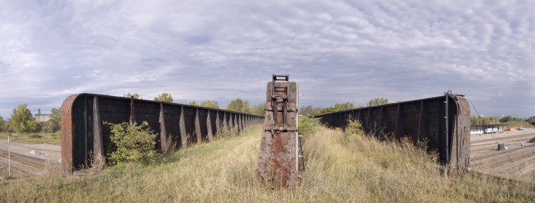 Bringing Nature Downtown: New Life for an Old Rail Corridor