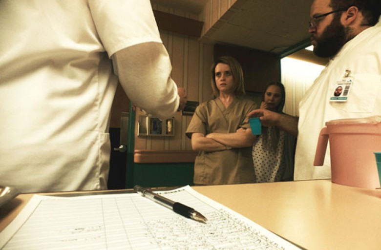 Claire Foy (center) stars as “Sawyer Valentini” in Steven Soderbergh’s UNSANE, a Fingerprint Releasing and Bleecker Street release.
