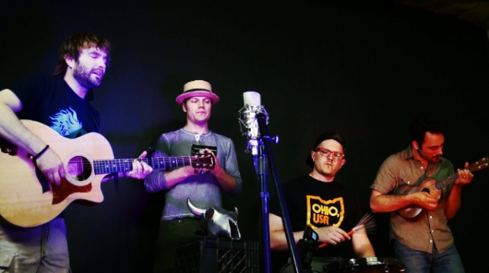 VibeSessions with the Albrights | "Wolf Gang Blues"