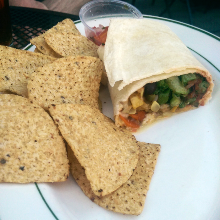 Macky’s Essex Street Pub