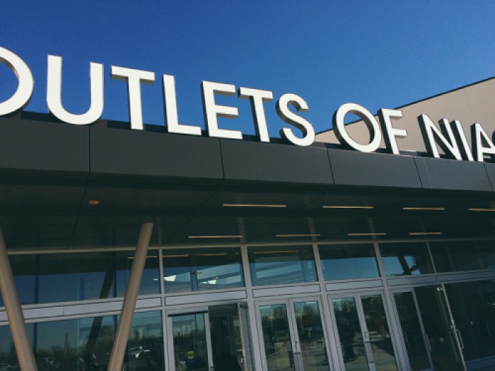Top 5 New Stores at Fashion Outlets of Niagara Falls