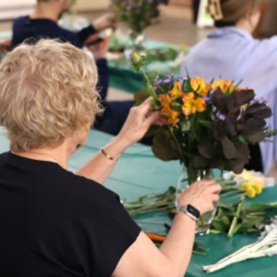 Mother's Day Floral Arrangement Workshop at the Botanical Gardens