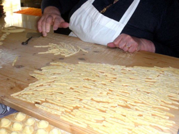 Mama Mia's Pizzeria & Cafe