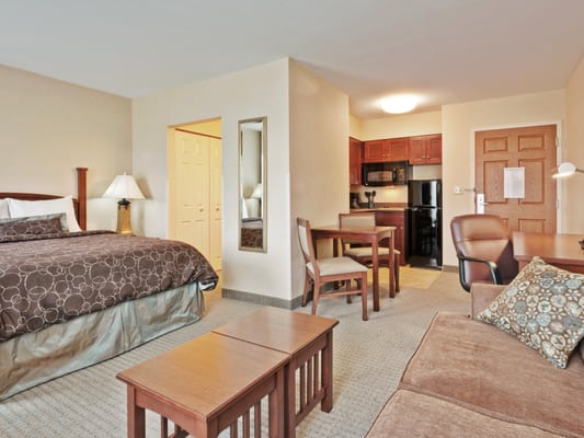Staybridge Suites Buffalo-Airport