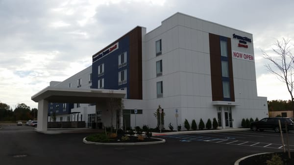 SpringHill Suites Buffalo Airport