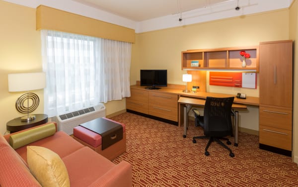 TownePlace Suites Buffalo Airport