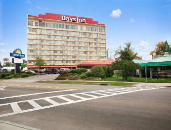 Days Inn Niagara at the Falls