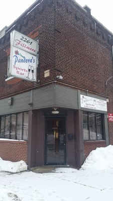 Pandora's Sports Bar & Restaurant