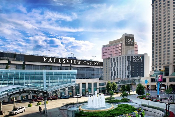 Four Points by Sheraton Niagara Falls