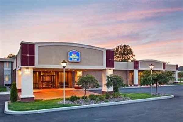 Best Western Plus Lockport Hotel