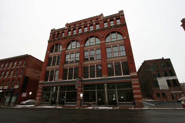 Lofts on Pearl