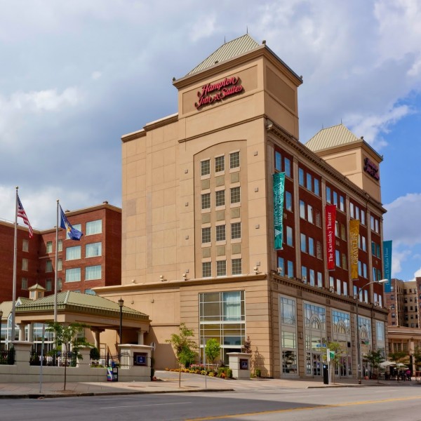 Hampton Inn & Suites Buffalo Downtown