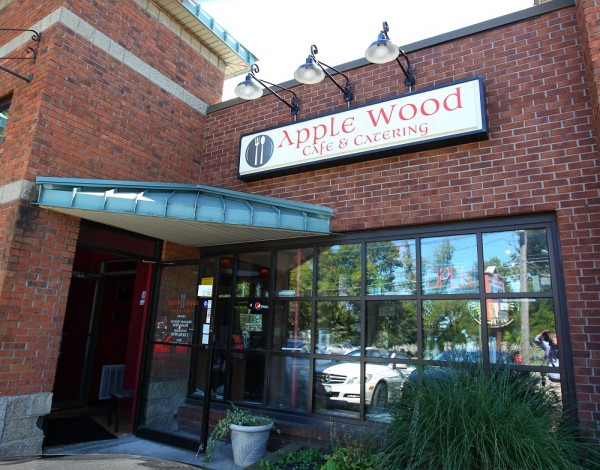 Apple Wood Cafe